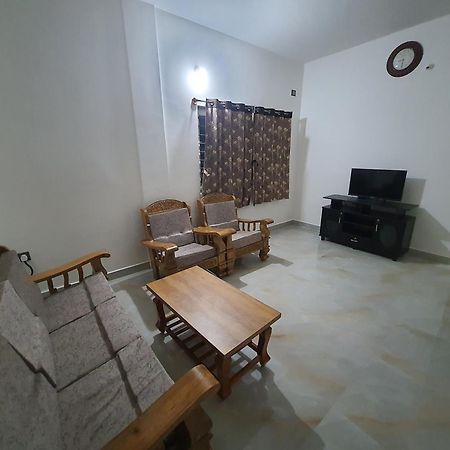 Jk Homestay Maisúr Exteriér fotografie